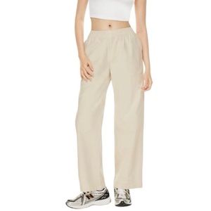 NWOT Aritzia cotton TNA pants
